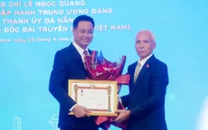 Đảng, Nhà nước Lào trao Huân chương Lao động hạng Nhì tặng Bí thư Thành ủy Đà Nẵng Lê Ngọc Quang