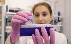 Nga tiết lộ khoảng thời gian cần thiết để sản xuất vaccine ung thư cá thể hóa