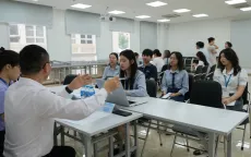 Người trẻ ra trường trong áp lực cạnh tranh: Phân hóa cơ hội, gia tăng áp lực