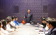 Chủ tịch Quốc hội Trần Thanh Mẫn gặp Hội sinh viên và các lưu học sinh tiêu biểu của Việt Nam tại Italy
