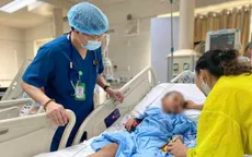 Cứu sống bé trai 5 tuổi đa chấn thương nặng trong vụ tai nạn xe khách tại Tam Đảo