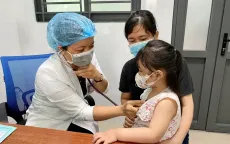 Nắng nóng, gia tăng nguy cơ bệnh ở trẻ nhỏ