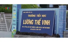 Đình chỉ công tác giáo viên phạt học sinh bằng kim tiêm