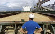 Ukraine cáo buộc tàu Nga chở ngũ cốc đến Iran 