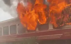 Cháy lớn 2 toa tàu đang chở khách ở Hải Phòng