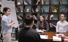 Lớp học tiếng Việt giữa lòng Hà Nội: Nhịp cầu văn hóa từ những lời chào
