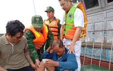 Cứu ngư dân bị chấn thương nặng trên vùng biển Bạch Long Vĩ