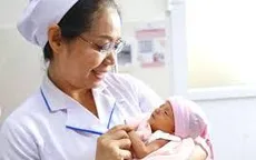 Thưởng tiền cho hơn 1.300 bà mẹ sinh đủ hai con