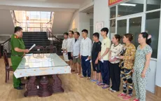 Cần Thơ: Triệt phá băng nhóm thứ 2 chuyên cướp giật tài sản tại Tân Huê Viên