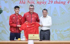 Thủ tướng Lê Minh Hưng gặp mặt, chúc mừng đội tuyển bóng đá nam U17 Việt Nam