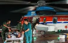 Kịp thời vận chuyển 2 bệnh nhân nguy cấp từ Trường Sa về đất liền điều trị