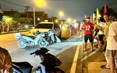Ô tô lấn làn tông xe máy, 3 người thương vong
