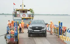 Hà Nội siết chặt quản lý bến khách, không xuất bến nếu hành khách không mặc áo phao