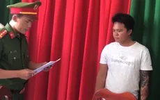 Hát karaoke gây ồn còn tấn công cả công an 