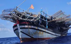 Hỗ trợ khẩn cấp tàu cá gặp nạn cùng 57 ngư dân trên vùng biển Trường Sa