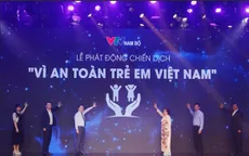 Khi người lớn im lặng - Tuổi thơ sẽ mang đầy vết thương