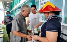 Những bữa cơm nghĩa tình và hành trình sẻ chia cùng bệnh nhân nghèo