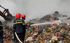 Đám cháy âm ỉ kéo dài nhiều ngày tại bãi rác Trường Thủy (Quảng Trị)