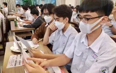 Sĩ tử tăng tốc mùa thi với “gia sư số” AI