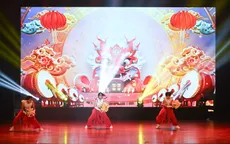 Sinh viên Đại học Văn hóa "thổi hồn" dân gian vào vũ đạo hiện đại