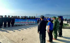 Công an Khánh Hòa ra quân hưởng ứng "Ngày Chủ nhật xanh"