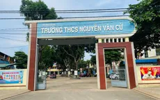 Nam sinh lớp 8 dùng rìu đánh bạn cùng lớp