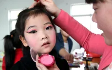 Trung Quốc cảnh báo tình trạng mỹ phẩm trẻ em kém chất lượng trước thềm Tết Thiếu nhi