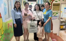 Những món quà yêu thương đến với bệnh nhi trước thềm 1/6