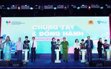 Dựng "lá chắn" bảo vệ trẻ em trên không gian mạng