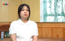 Chuyện nhà thời nay: Vòng tay ông bà và điểm tựa của nữ sinh Hưng Yên