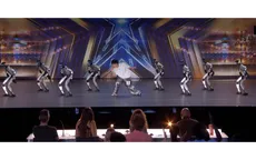 Robot hình người nhảy nhạc Lady Gaga trên sân khấu America’s Got Talent gây bão tại Mỹ
