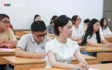 Sáng nay (11/6), hơn 1,2 triệu thí sinh làm bài Ngữ văn thi tốt nghiệp THPT 2026