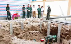 Phát hiện, cất bốc 4 hài cốt liệt sĩ trong khuôn viên Bệnh viện Thạch Hãn