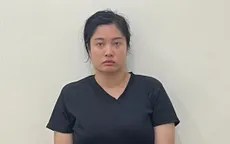 Tạm giữ người phụ nữ nhiều lần đặt đồ ăn không trả tiền, dùng dao chém người đòi nợ