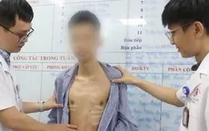 Thoát mặc cảm lõm ngực nhờ phẫu thuật ít xâm lấn