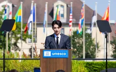 Joshua đại diện SEVENTEEN phát biểu tại trụ sở UNESCO