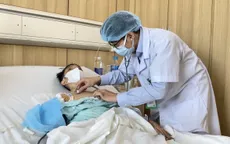 Nam sinh được hồi sinh nhờ ghép gan