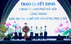 Rực rỡ đêm khai mạc Lễ hội Sen Hà Nội 2026