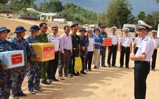 Vùng 3 Hải quân kiểm tra, động viên lực lượng tham gia xây dựng trường học tại khu vực biên giới