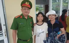 Kịp thời hỗ trợ gia đình tìm con đi lạc khi tham quan Lăng Bác