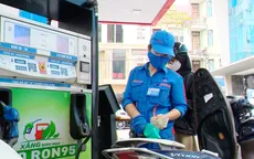 Giá xăng E10 giảm về mức 20.000 đồng/lít