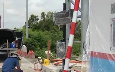 Gấp rút lắp đặt các trạm thu phí trên cao tốc Cần Thơ - Cà Mau
