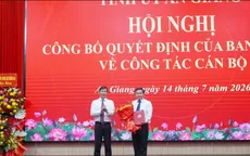 Trung tướng Đinh Văn Nơi giữ chức Phó Bí thư Tỉnh ủy An Giang, kiêm Bí thư Đảng ủy đặc khu Phú Quốc