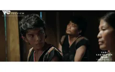 Trời cao nguyên xanh - Tập 8: A Dũi tham gia tổ chức Fulro, Vân bị kẻ lạ mặt theo dõi