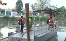 Lão nông nghèo lặng lẽ chèo đò miễn phí suốt 40 năm