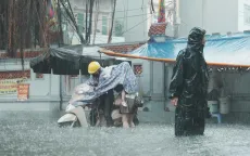 Nhiều nơi trên cả nước mưa to, cảnh báo lũ trên sông Đồng Nai