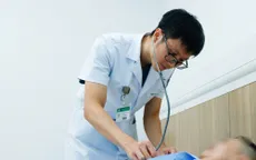 Ngừng tim ngay phòng can thiệp, người đàn ông được cứu trong 50 phút