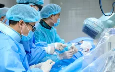Chân sưng đau đột ngột có thể nguy hiểm đến tính mạng