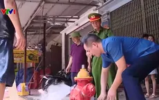 Người dân Phú Thọ góp sức lắp đặt trụ nước chữa cháy