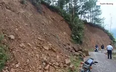 Mưa lớn gây sạt lở nhiều tuyến giao thông ở Lào Cai, Tuyên Quang